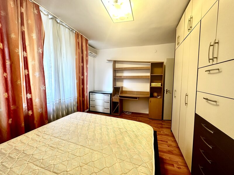 Inchiriere Apartament Camere Calea Septembrie Prosper Decomandat