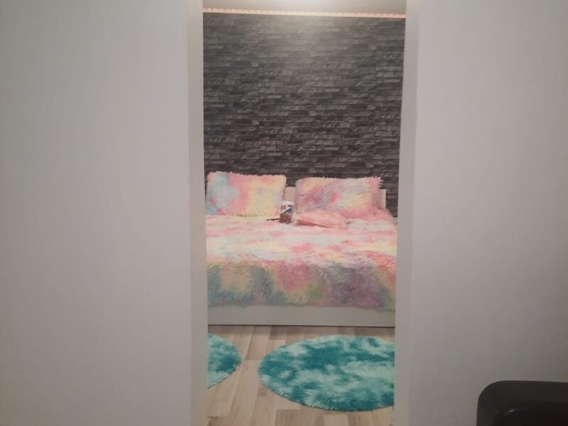 Casa Piata Delfinului, in spatele complexului anuntul.ro