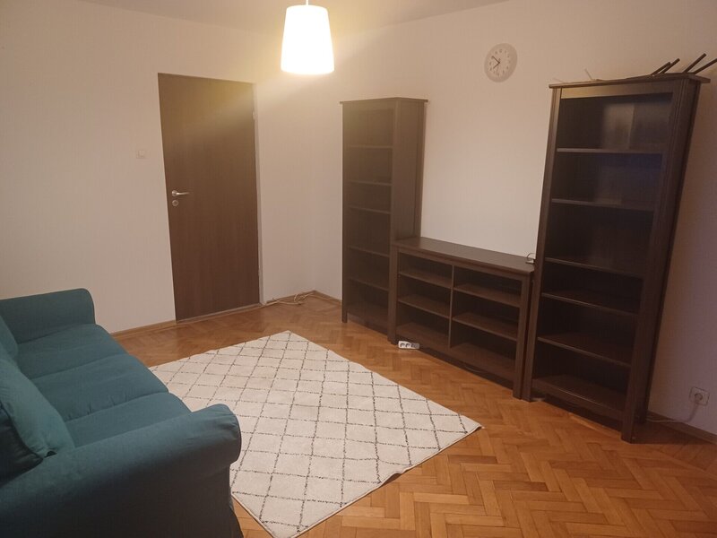 Apartament 3 camere Gorjului, la 10 minute de metrou si piata