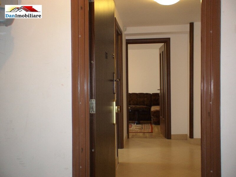 Inchiriere apartament 4 camere Calea Vacaresti Apartament cu 4 camere pe Calea Vacares