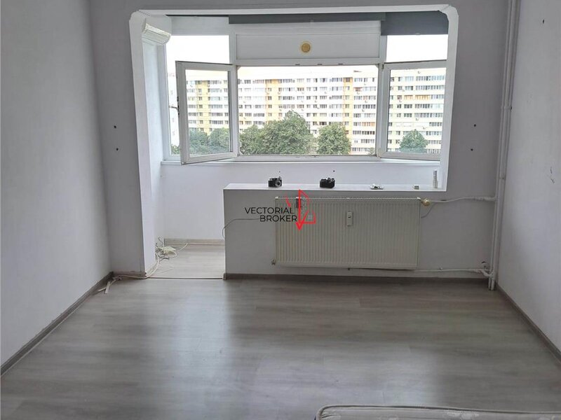 Apartament 2 camere Tei Apartament decomandat in bloc stradal Sectia 7 Poli