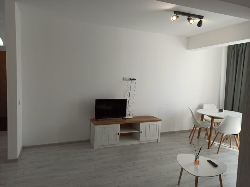 Apartament 2 camere Doua cam. dec