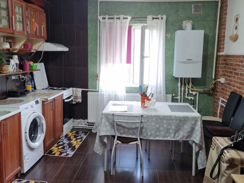 Apartament 3 camere Comuna Pantelimon, Langa Primarie 3 camere confort 1 de