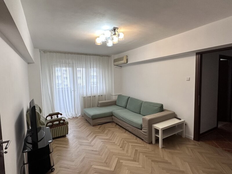 Apartament 3 camere Calea Mosilor