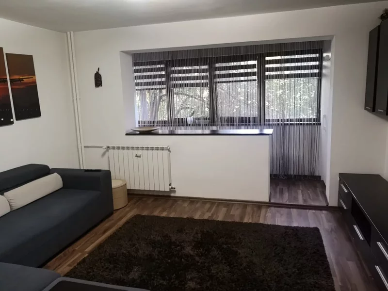 Apartament 3 camere Drumul Taberei Plaza Mall cf1/circ 2/10 amenajat recent