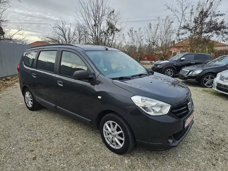 Dacia Lodgy