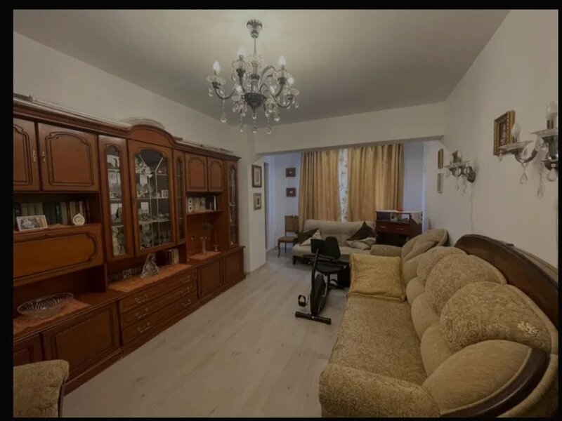 Apartament 3 camere Prelungirea Ghencea, Cartierul Latin