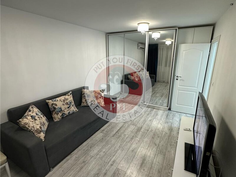 Inchiriere apartament 3 camere Raul Doamnei | Apartament 3 camere