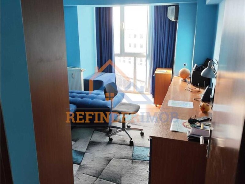 Apartament 4 camere Unirii, vanzare apartament cu 4 camere