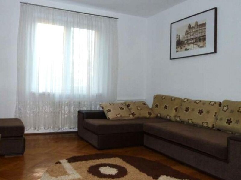 Apartament 3 camere Piata Romana Apartament 3 camere si 2 bai VG Real Esta