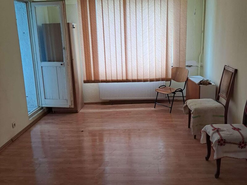 Apartament 3 camere Rahova, Margeanului, vand apartament 3 camere