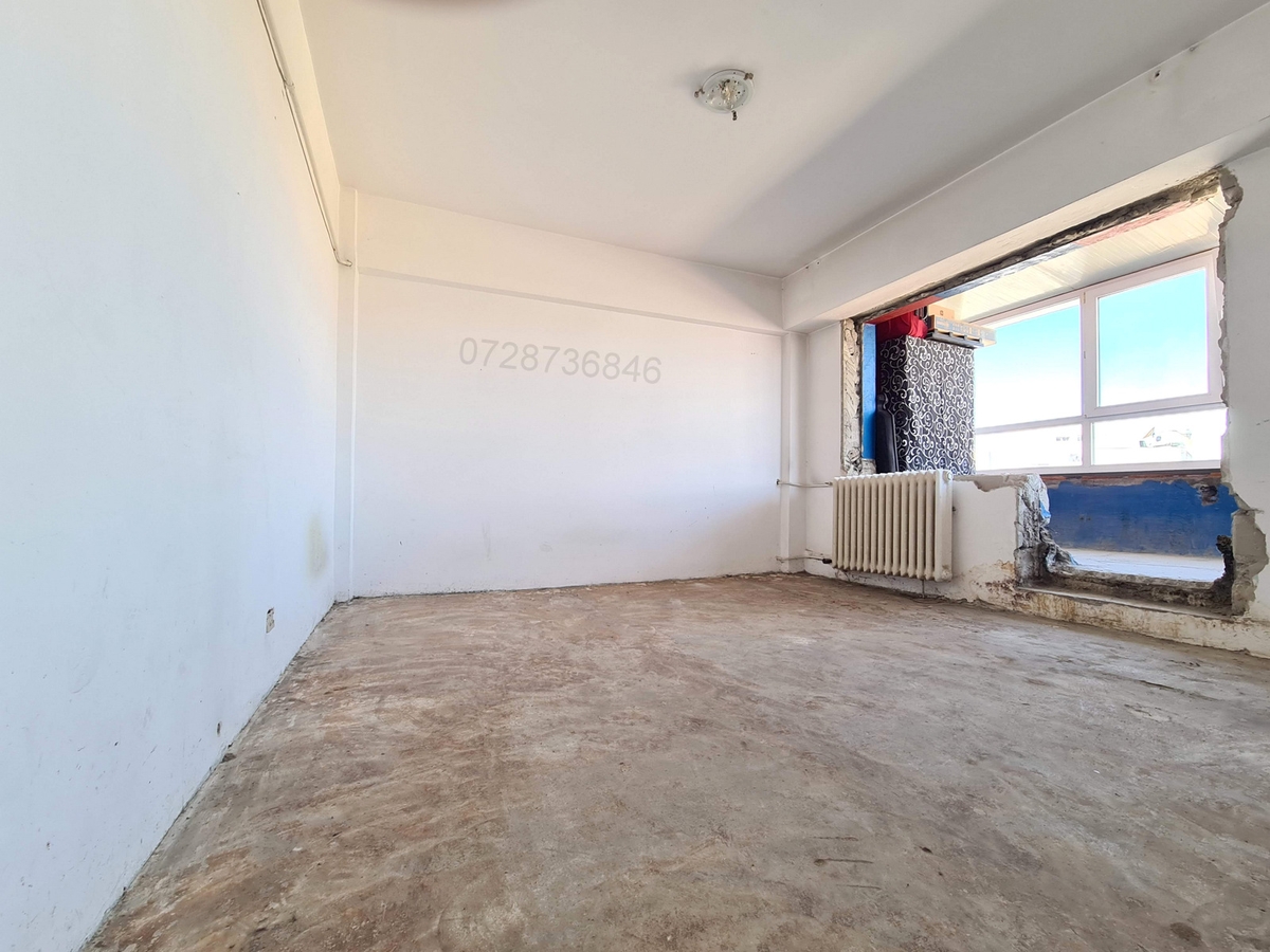 Apartament 4 camere Piata Romana, Metrou, Mc Donald's anuntul.ro