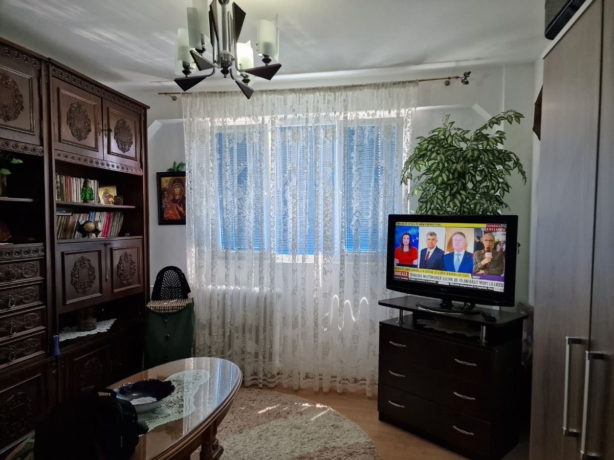 Garsoniera Chisinau, piata Delfinului anuntul.ro