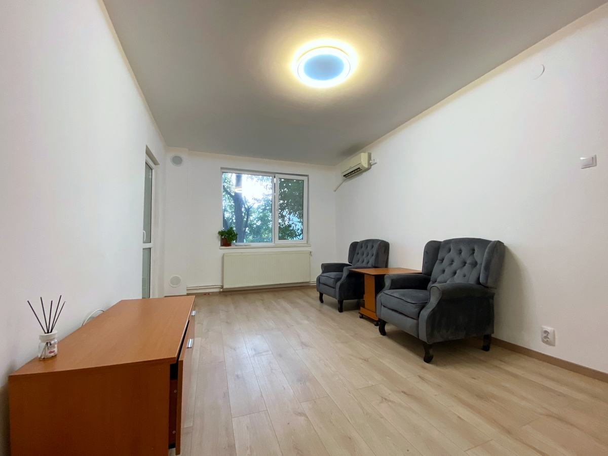 Apartament Camere Piata Rahova Buzoieni Vanzare Apt Camere Anuntul Ro