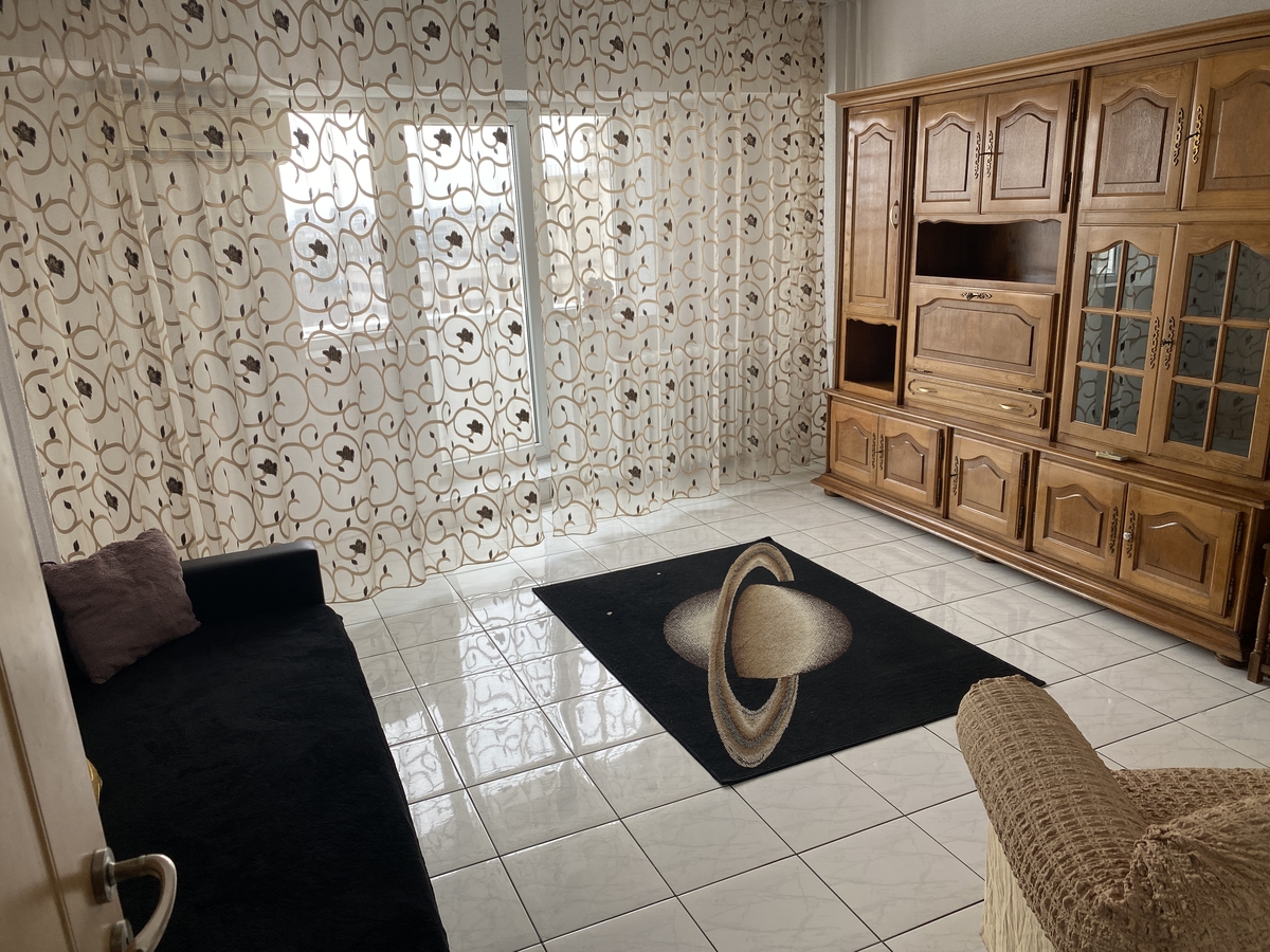 Inchiriere apartament 3 camere Piata Alba Iulia Ofer ap. 3 camere