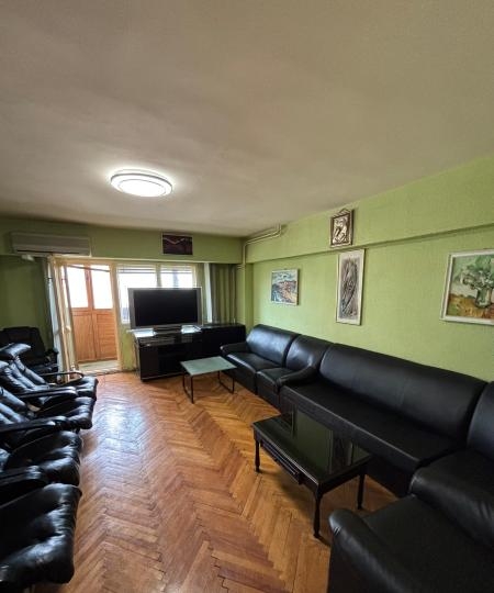 Apartament 3 camere Unirii, Alba Iulia, stradal pe Bd. Decebal, oferta reala — fotografia 1