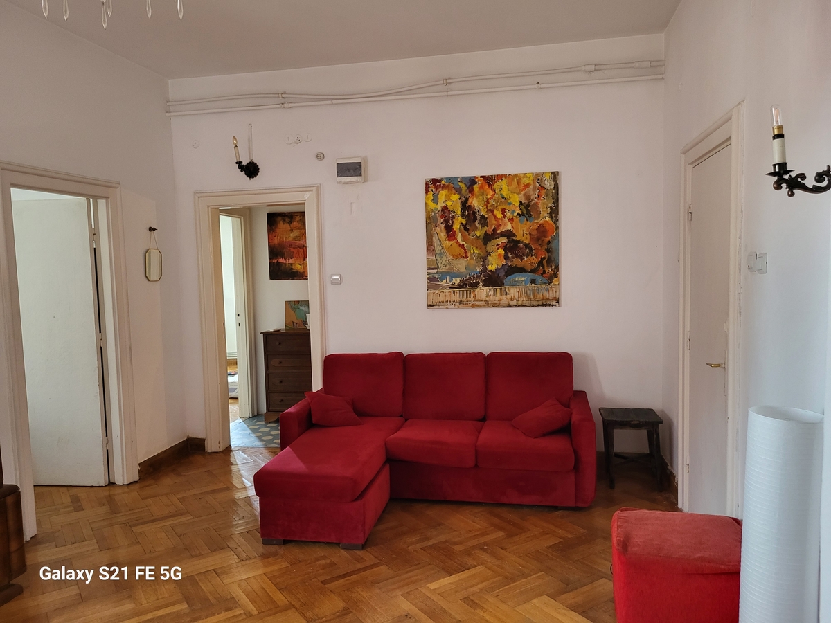 Inchiriere apartament 3 camere Batistei, ultracentral — fotografia 3