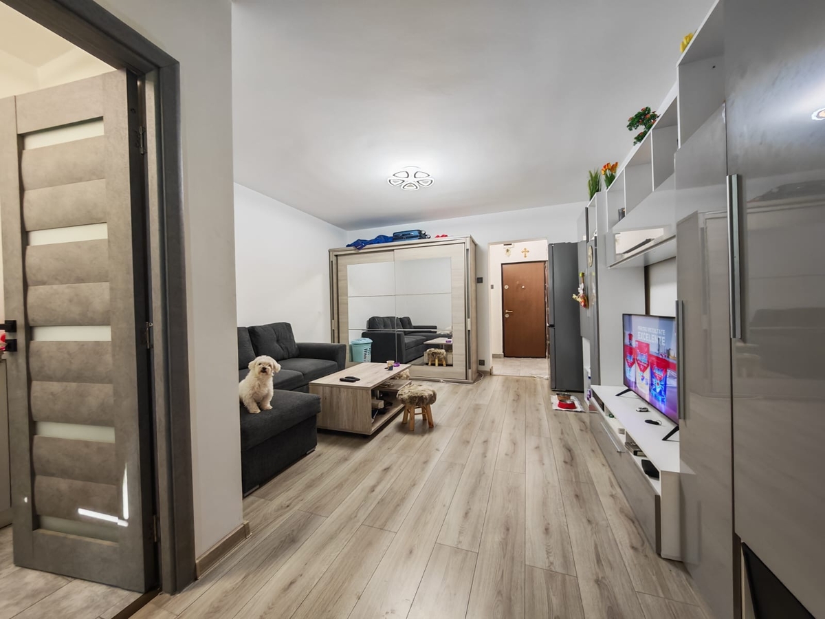 Garsoniera Titan - Metrou Costin Georgian — fotografia 3