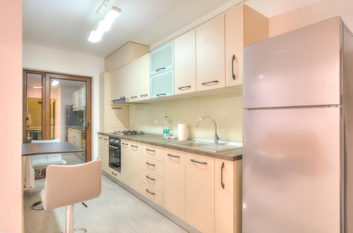 Inchiriere apartament 3 camere Moghioros Park Residence - Ghencea - str Brasov Apartament 3 camere — fotografia 3