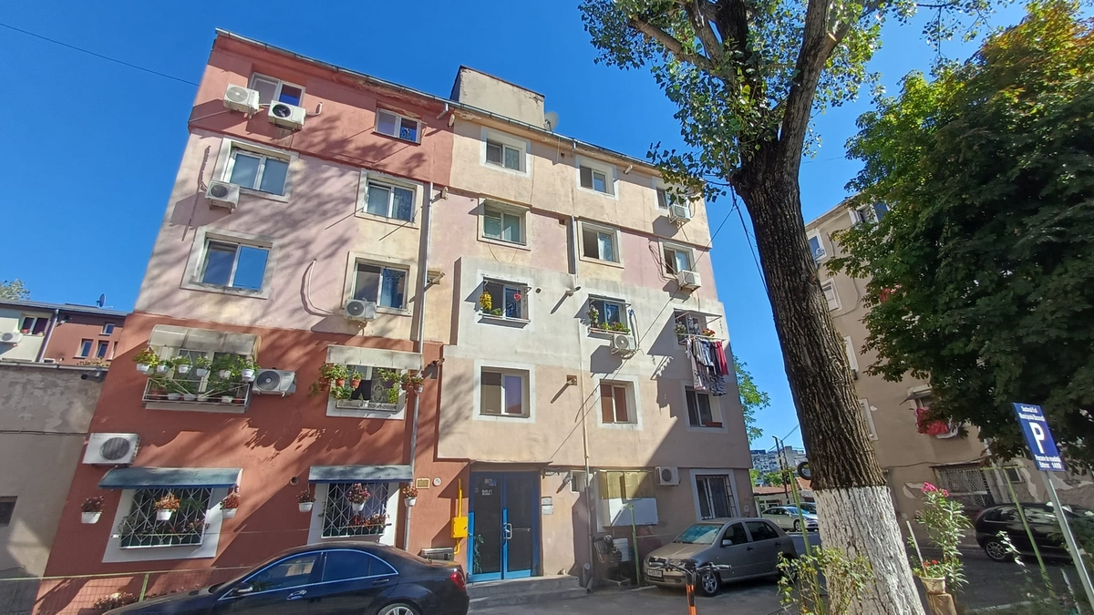 Apartament 3 camere Rahova, Antiaeriana, Crizantemelor, vanzare 3 camere — fotografia 1