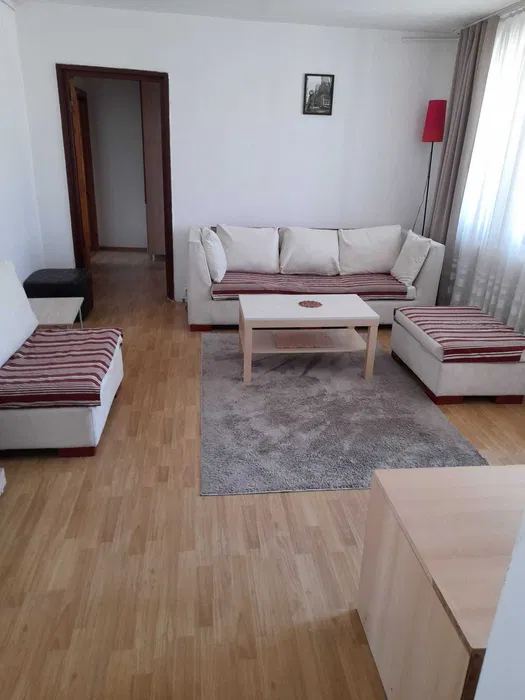 Apartament 3 camere Obor, Colentina, Teiul Dnei, Sectia 7 Politie, semistradal, 8 min de metrou — fotografia 2