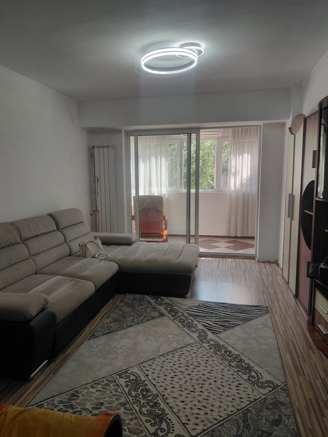 Inchiriere apartament 3 camere Pantelimon Morarilor, 5 minute metrou Costin Gergian — fotografia 1