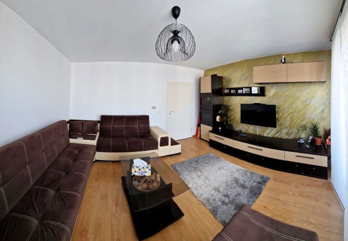 Apartament 3 camere Brasov, oportunitate rara 3 camere cu vedere spre tampa rate lunare — fotografia 2