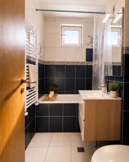Apartament 2 camere Deschizi geamul si vezi Brasovul, 2 camere, renovat, zona Tractorul — fotografia 1