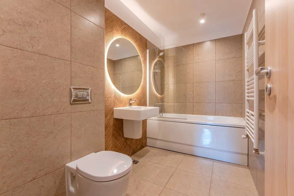 Apartament 2 camere Brasov, cumperi apartamentul parcarea o iei daca vrei — fotografia 1
