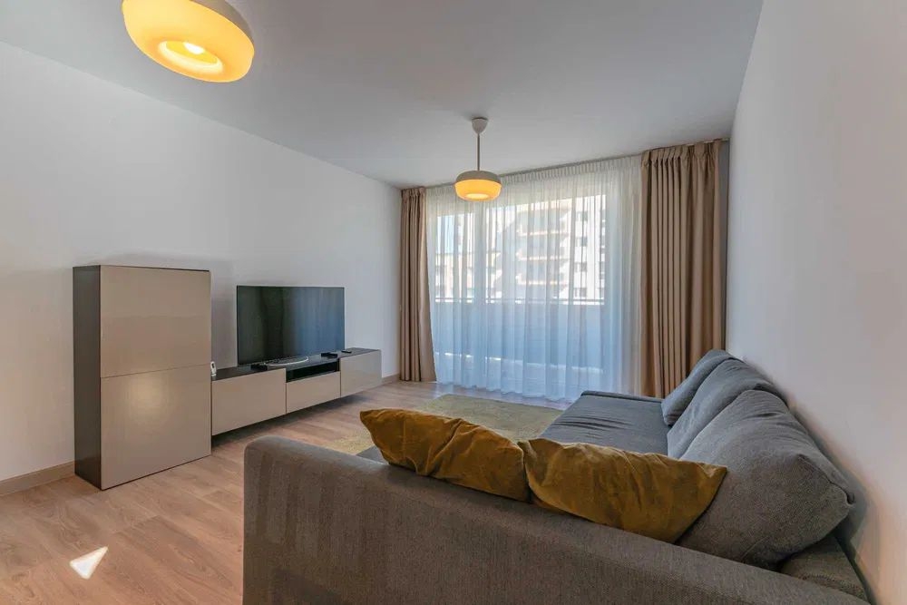 Apartament 2 camere Brasov, cumperi apartamentul parcarea o iei daca vrei — fotografia 2