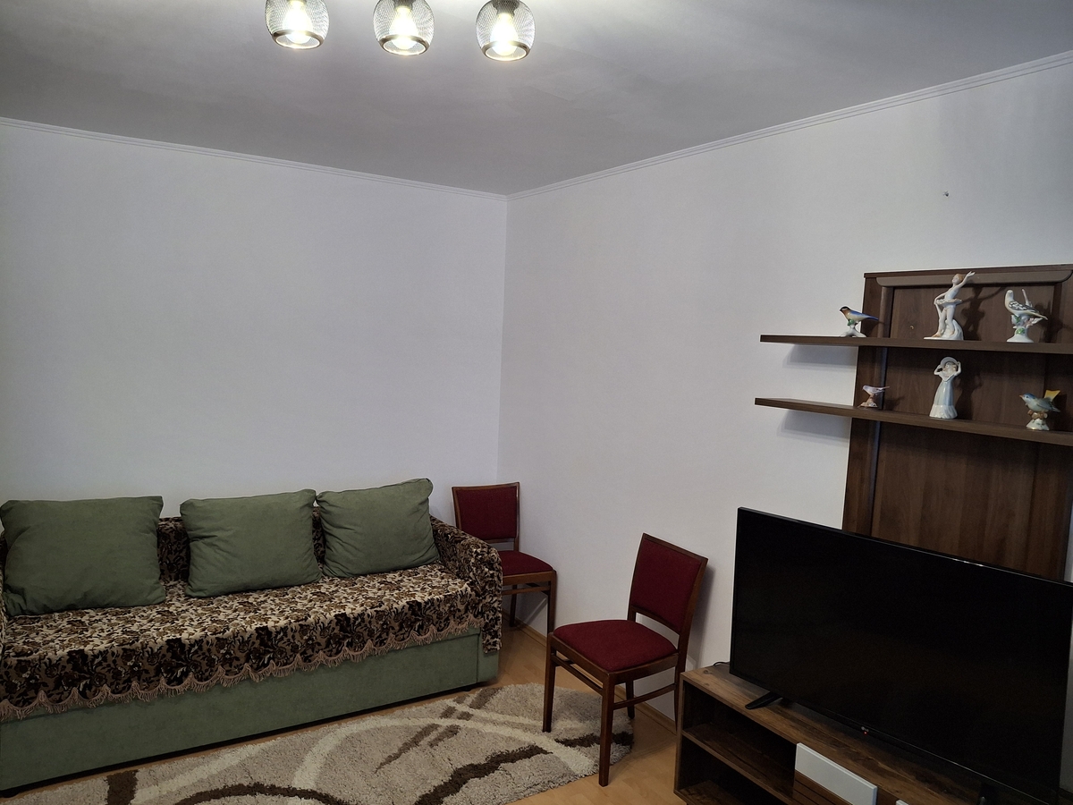 Inchiriere apartament 2 camere Titan — fotografia 3