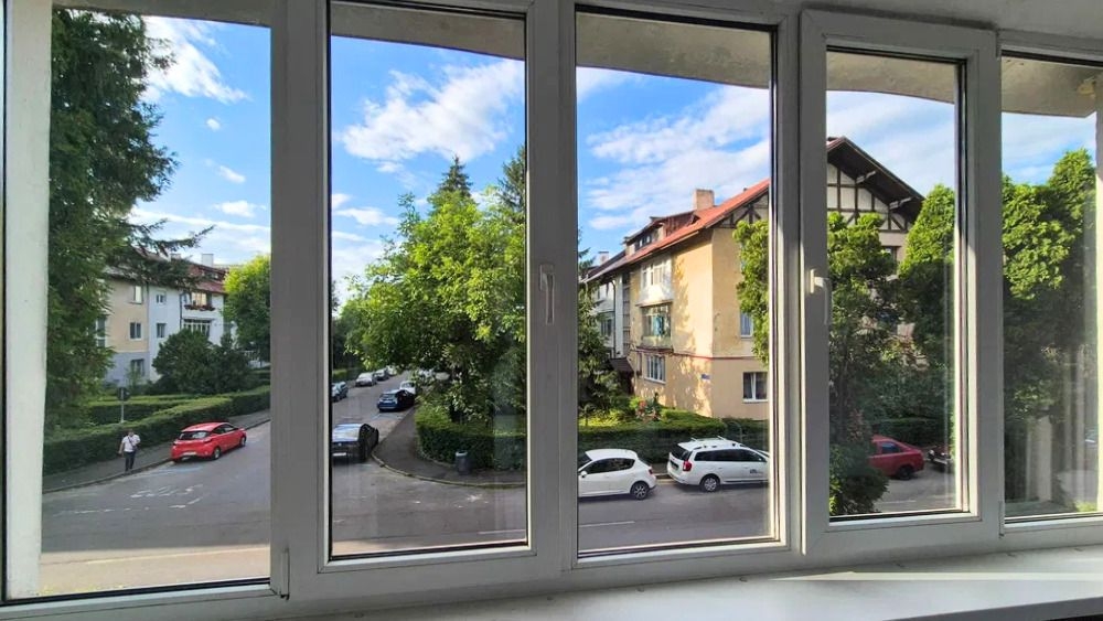 Apartament 3 camere Brasov, 3 camere in Astra, etaj 1, vedere libera, necesita renovare — fotografia 1