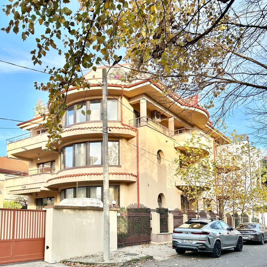 Inchiriere apartament 3 camere Herastrau, zona unicat — fotografia 1
