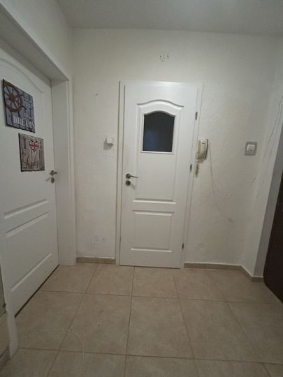 Apartament 2 camere Vatra Luminoasa, Matei Voievod, parter cu balcon — fotografia 3