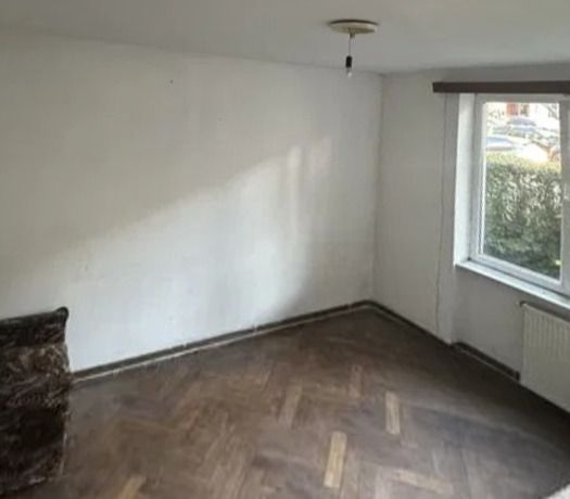Apartament 3 camere Brasov, un apartament cu 3 camere cu potential, tu ii alegi povestea — fotografia 2